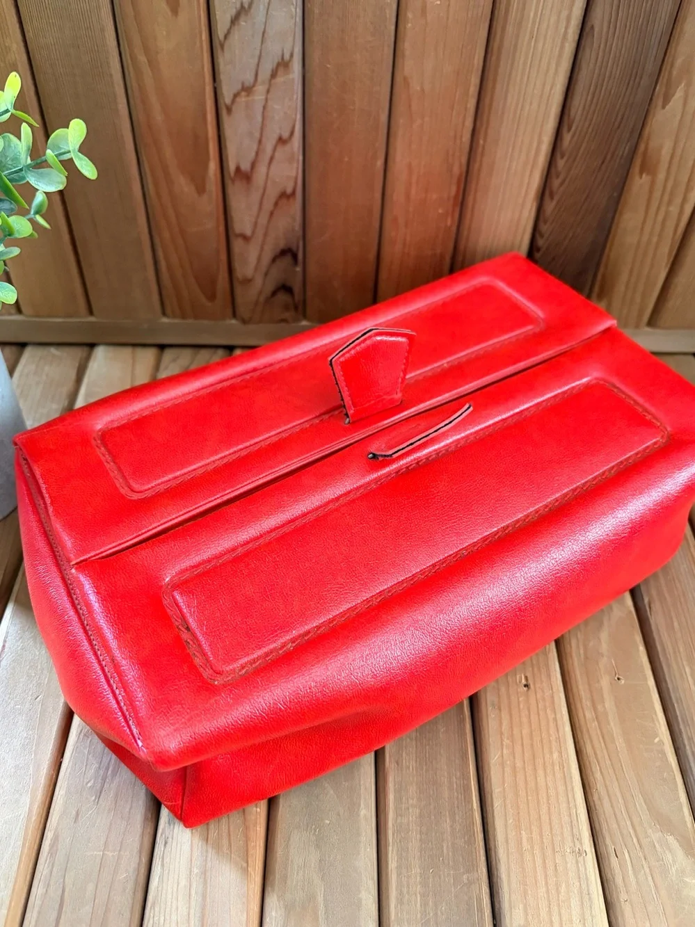 St Thomas Red Valet Kit, Vintage Travel Case and Toiletry Bag